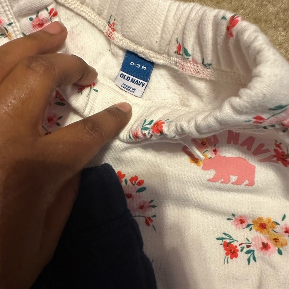 Infant Old Navy Joggers - Picture 4 of 6